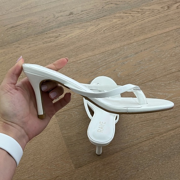 Raye heeled flip flops - Picture 4 of 7